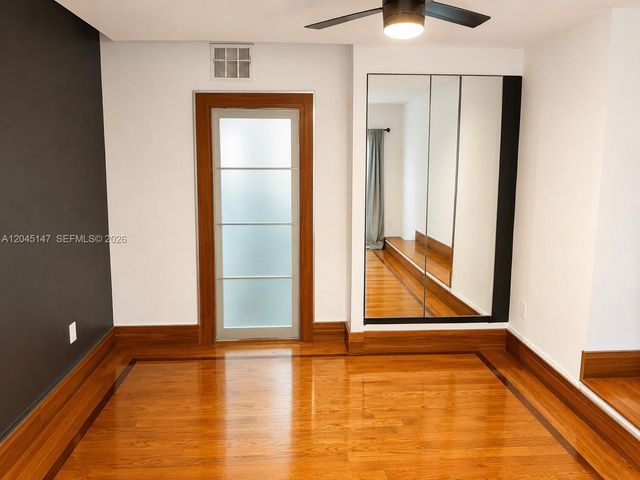 325 NE 126th St 0, North Miami, FL 33161