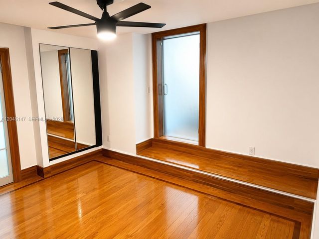 325 NE 126th St 0, North Miami, FL 33161