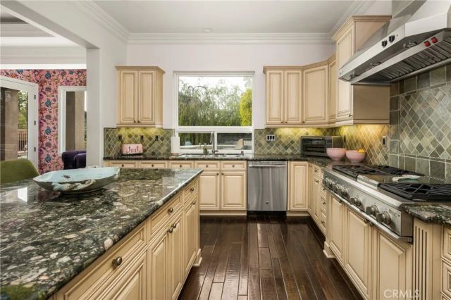 19566 Connemara Court, Yorba Linda, CA 92886