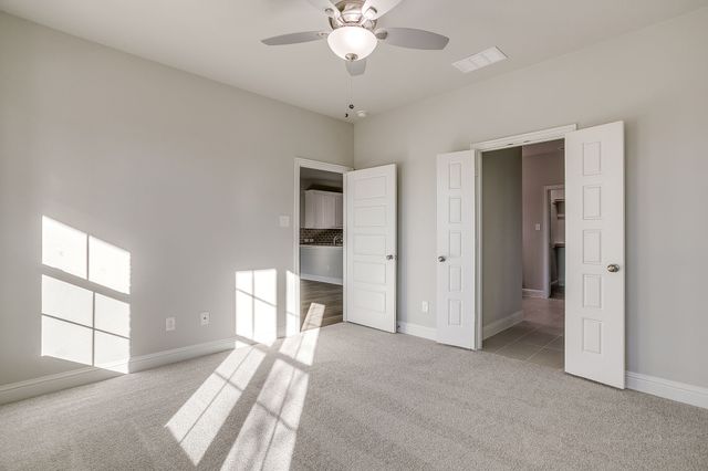 6912 Yellow Hammer Way, Arlington, TX 76001