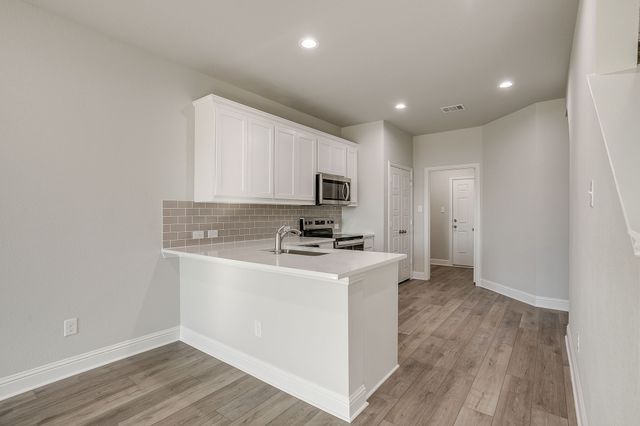 6912 Yellow Hammer Way, Arlington, TX 76001
