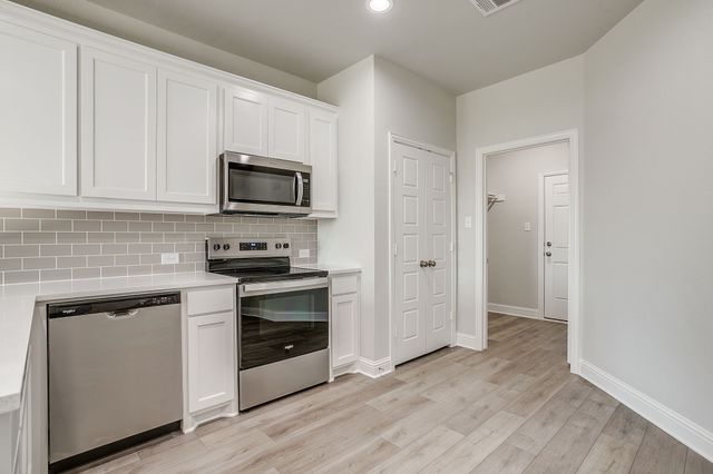6912 Yellow Hammer Way, Arlington, TX 76001