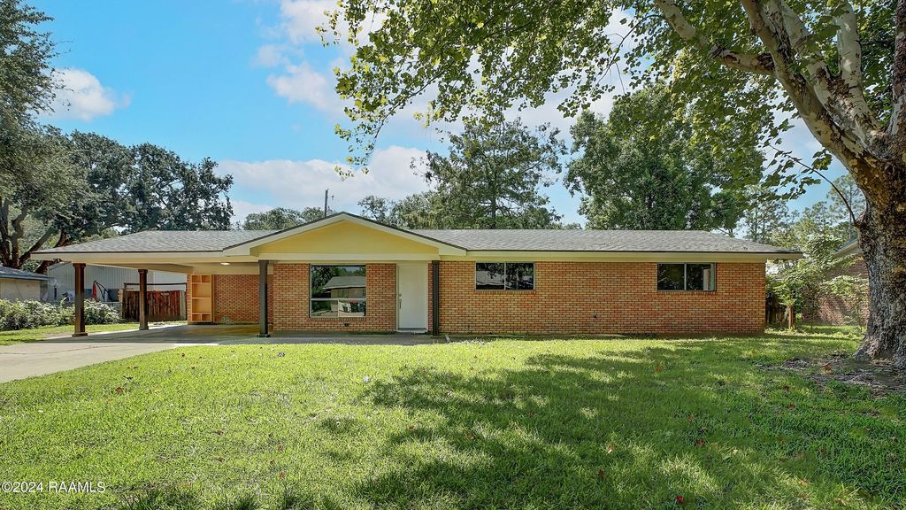 113 Montgomery Drive, Lafayette, LA 70506