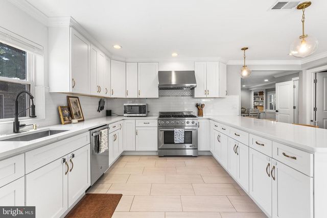 143 TRENT RD, Wynnewood, PA 19096