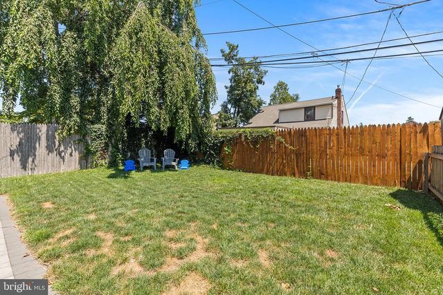 143 TRENT RD, Wynnewood, PA 19096