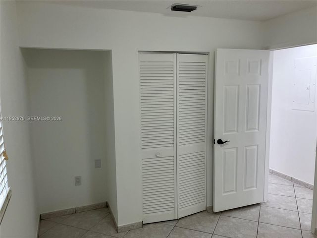 15621 SW 302nd St, Homestead, FL 33033