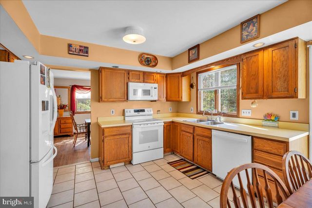 727 7TH ST, Hammonton, NJ 08037