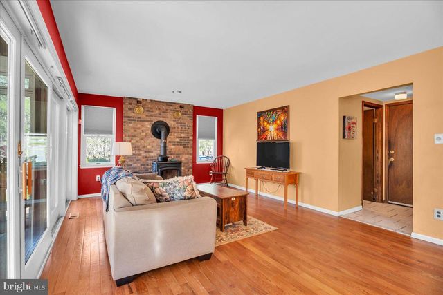 727 7TH ST, Hammonton, NJ 08037