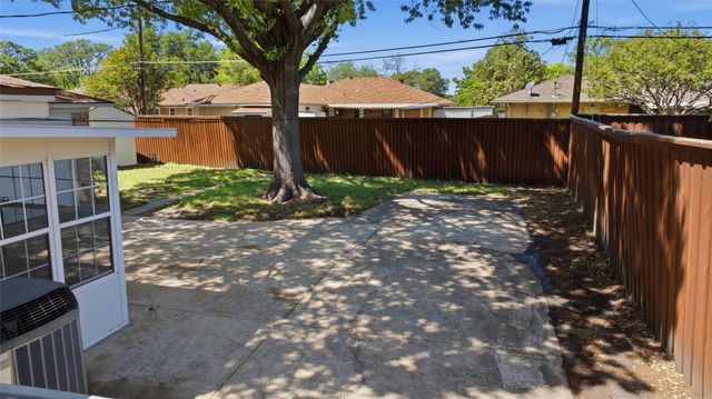 8415 Sweetwater Drive, Dallas, TX 75228