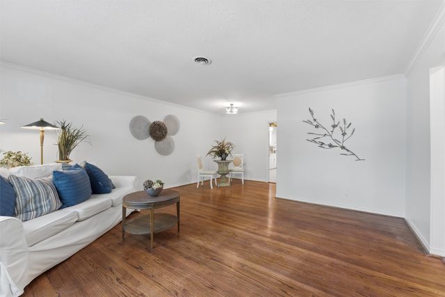 8415 Sweetwater Drive, Dallas, TX 75228