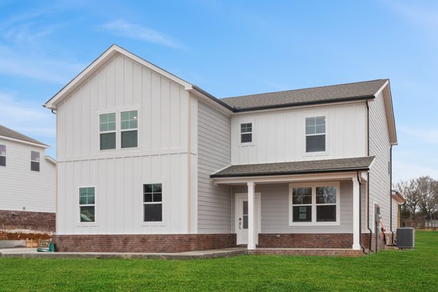 828 Averitt Lane, Lebanon, TN 37087