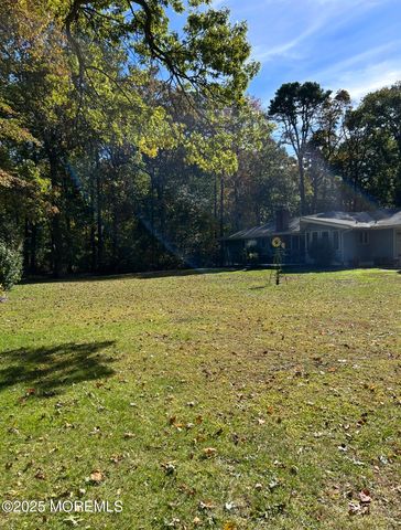 185 Victory Road, Howell, NJ 07731