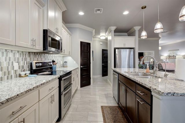 16709 Monroe Drive, Edmond, OK 73012