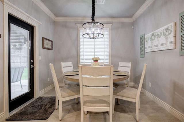 16709 Monroe Drive, Edmond, OK 73012