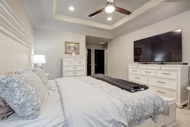 16709 Monroe Drive, Edmond, OK 73012