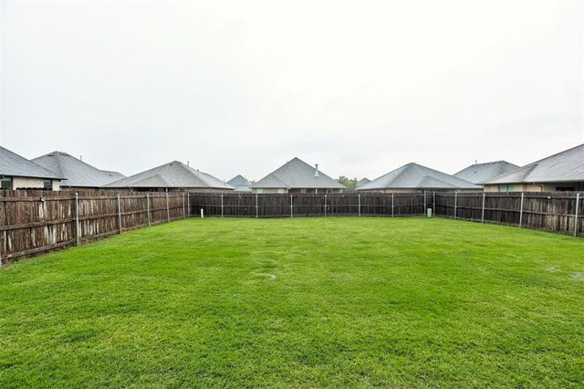 16709 Monroe Drive, Edmond, OK 73012
