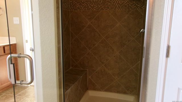 8827 Emerald Sky Dr, San Antonio, TX 78254