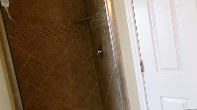 8827 Emerald Sky Dr, San Antonio, TX 78254