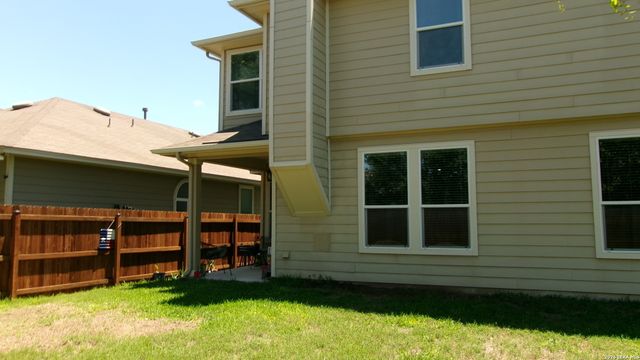 8827 Emerald Sky Dr, San Antonio, TX 78254
