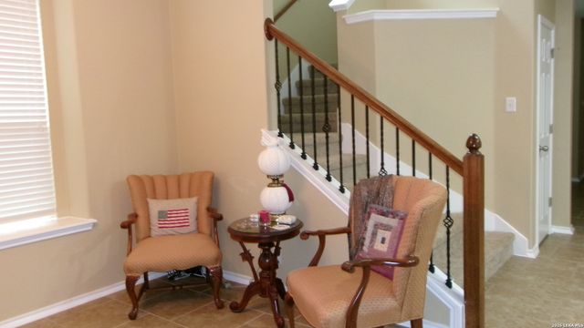 8827 Emerald Sky Dr, San Antonio, TX 78254
