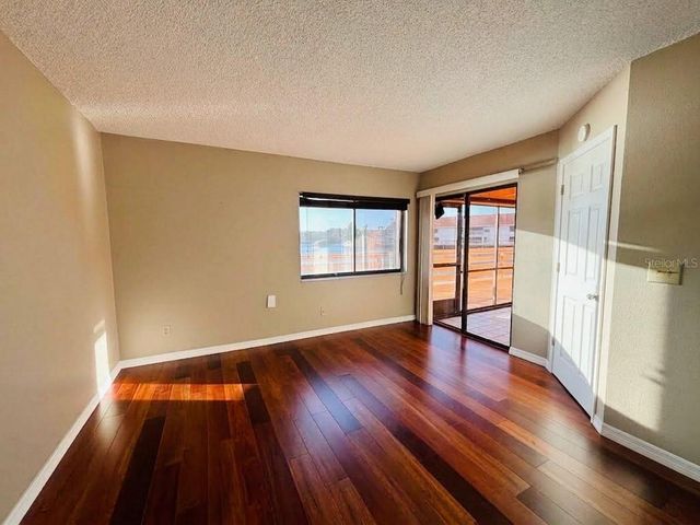 1802 GARDEN LAKE DRIVE 1802, Winter Haven, FL 33884