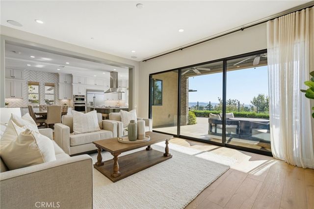 17 Ponte, Lake Forest, CA 92630