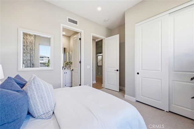 17 Ponte, Lake Forest, CA 92630