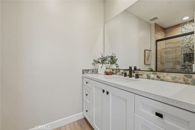 17 Ponte, Lake Forest, CA 92630