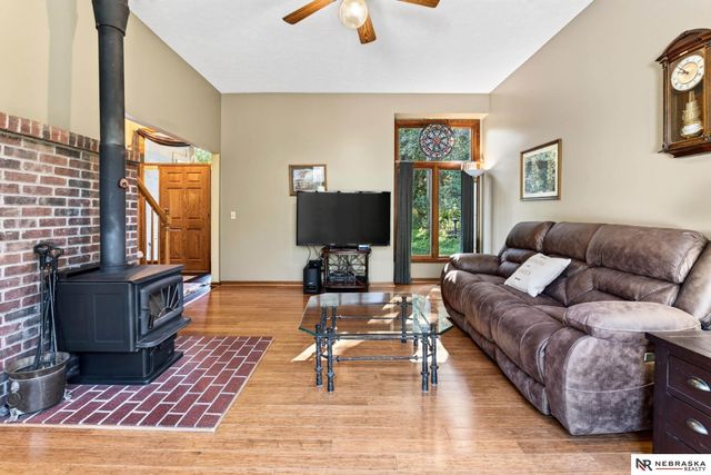 1520 Schropp Circle, Ashland, NE 68003