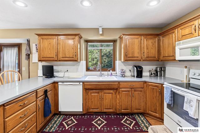 1520 Schropp Circle, Ashland, NE 68003