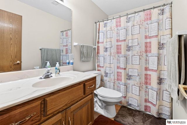 1520 Schropp Circle, Ashland, NE 68003