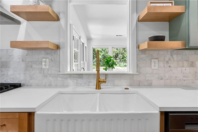 2595 Landeau Circle, Tucker, GA 30084