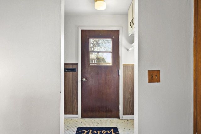 3914 Dennett Drive, Madison, WI 53714