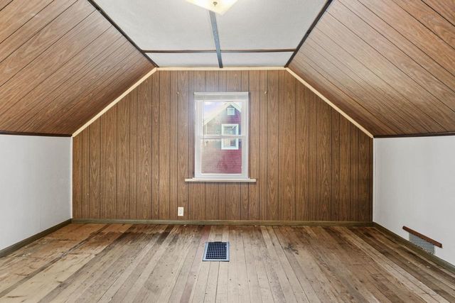 3914 Dennett Drive, Madison, WI 53714