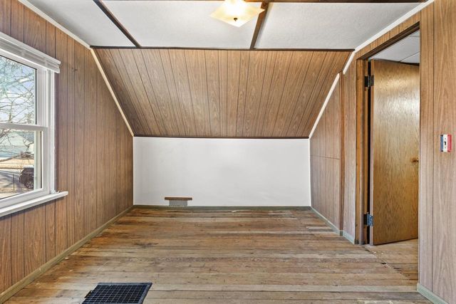 3914 Dennett Drive, Madison, WI 53714