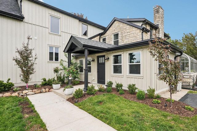 N48W16262 Lisbon ROAD, Menomonee Falls, WI 53051