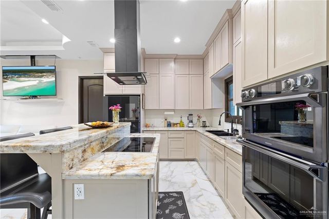 117 Park E Lane, Harlingen, TX 78552