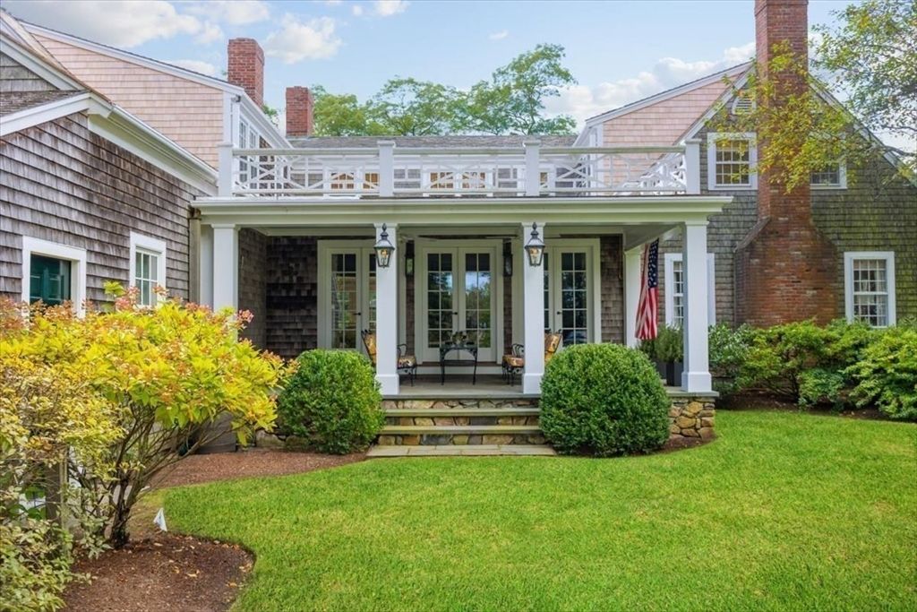 39 Bay Pond Rd, Duxbury, MA 02332