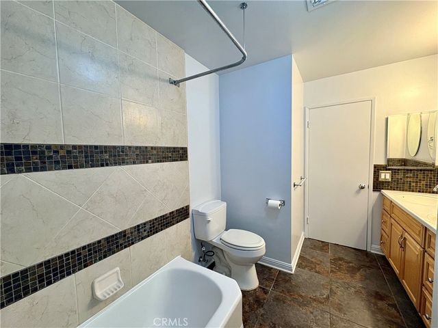 637 Geneva Avenue, Claremont, CA 91711