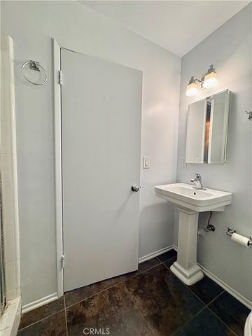 637 Geneva Avenue, Claremont, CA 91711