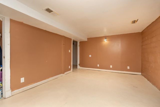 2725 Penn Avenue N, Minneapolis, MN 55411