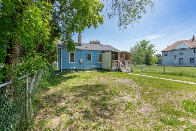 2725 Penn Avenue N, Minneapolis, MN 55411