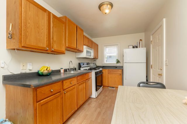 2725 Penn Avenue N, Minneapolis, MN 55411