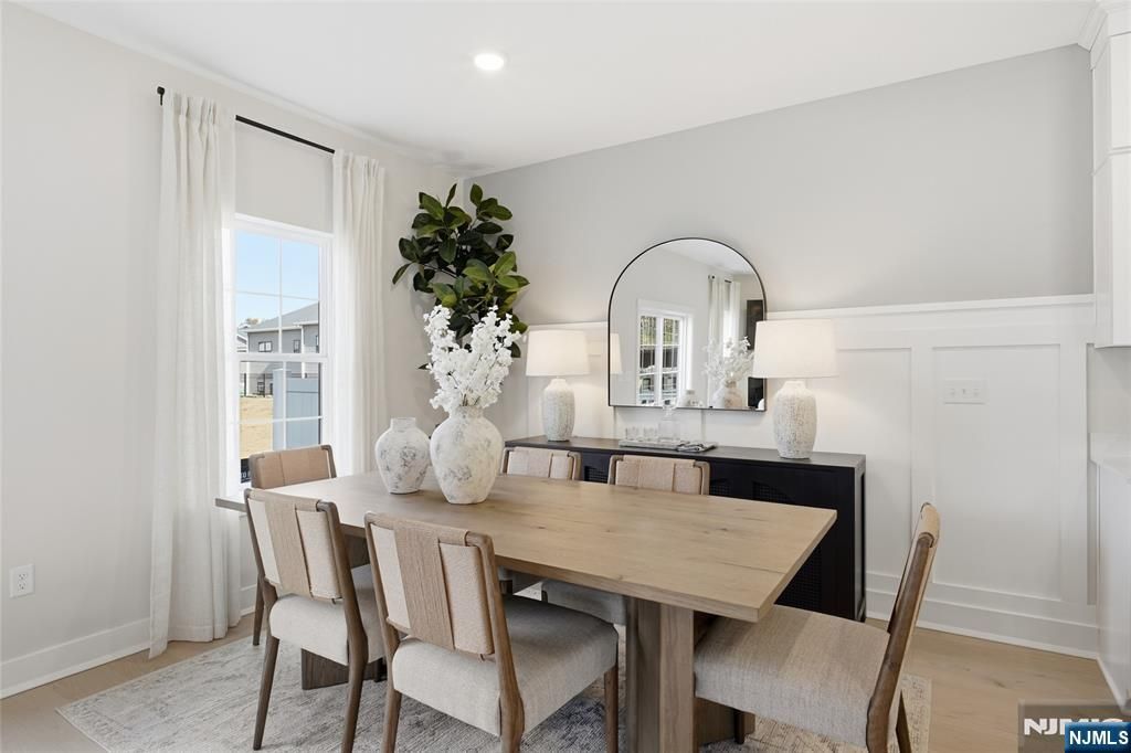 11 Pimlico Place, Oakland, NJ 07436