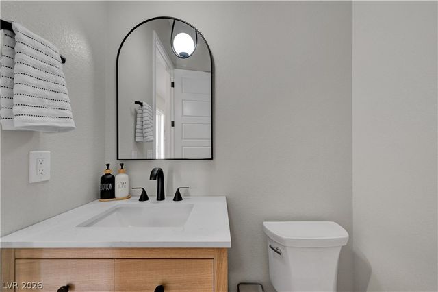 10226 Bismarck Palms Avenue, Las Vegas, NV 89166