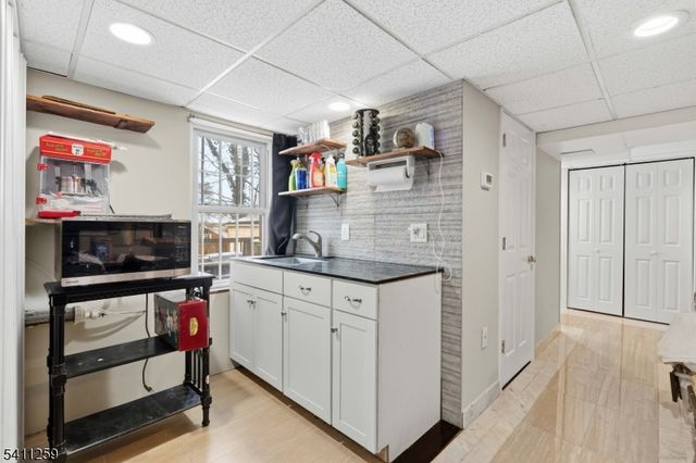 23 Pleasant Pl, Kearny Town, NJ 07032