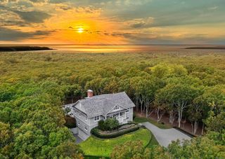 7 Fourteen Hills Court, Sag Harbor, NY 11963