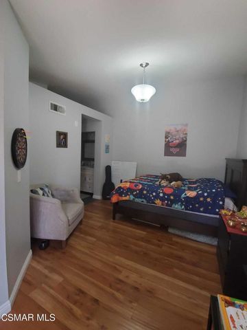 5780 Freebird Lane 106, Oak Park, CA 91377