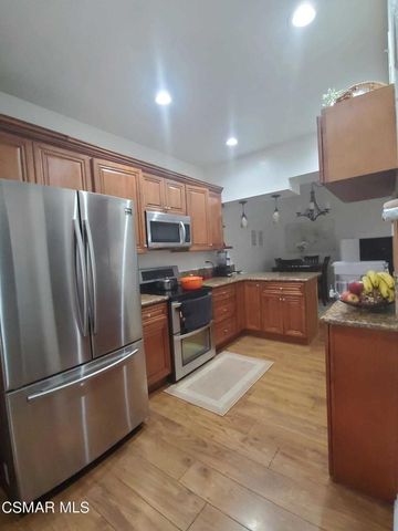 5780 Freebird Lane 106, Oak Park, CA 91377