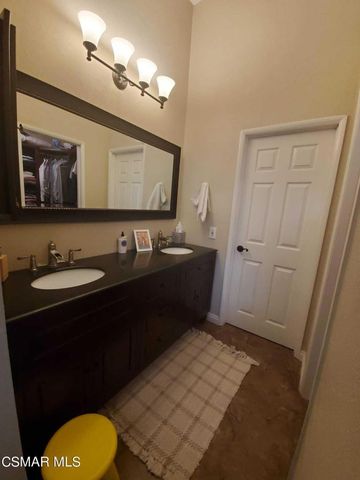 5780 Freebird Lane 106, Oak Park, CA 91377